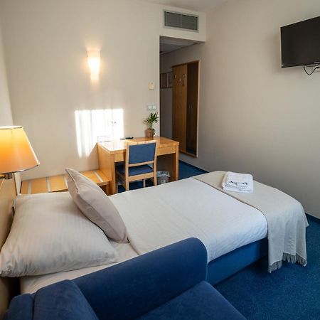 Hotel Jeruzalem Ljutomer Zewnętrze zdjęcie