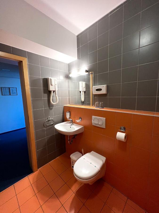 Hotel Jeruzalem Ljutomer Zewnętrze zdjęcie