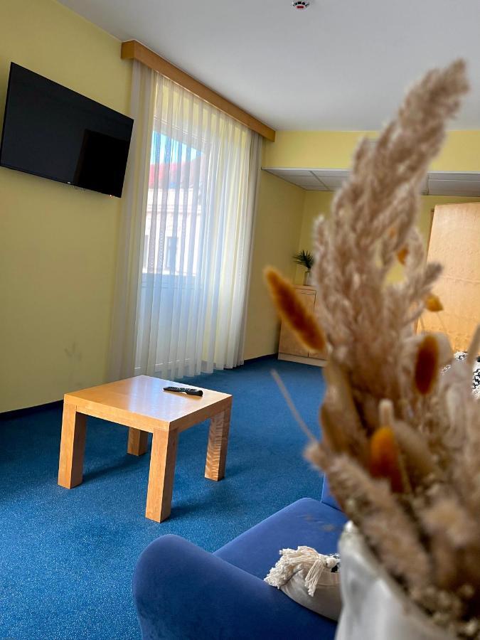 Hotel Jeruzalem Ljutomer Zewnętrze zdjęcie