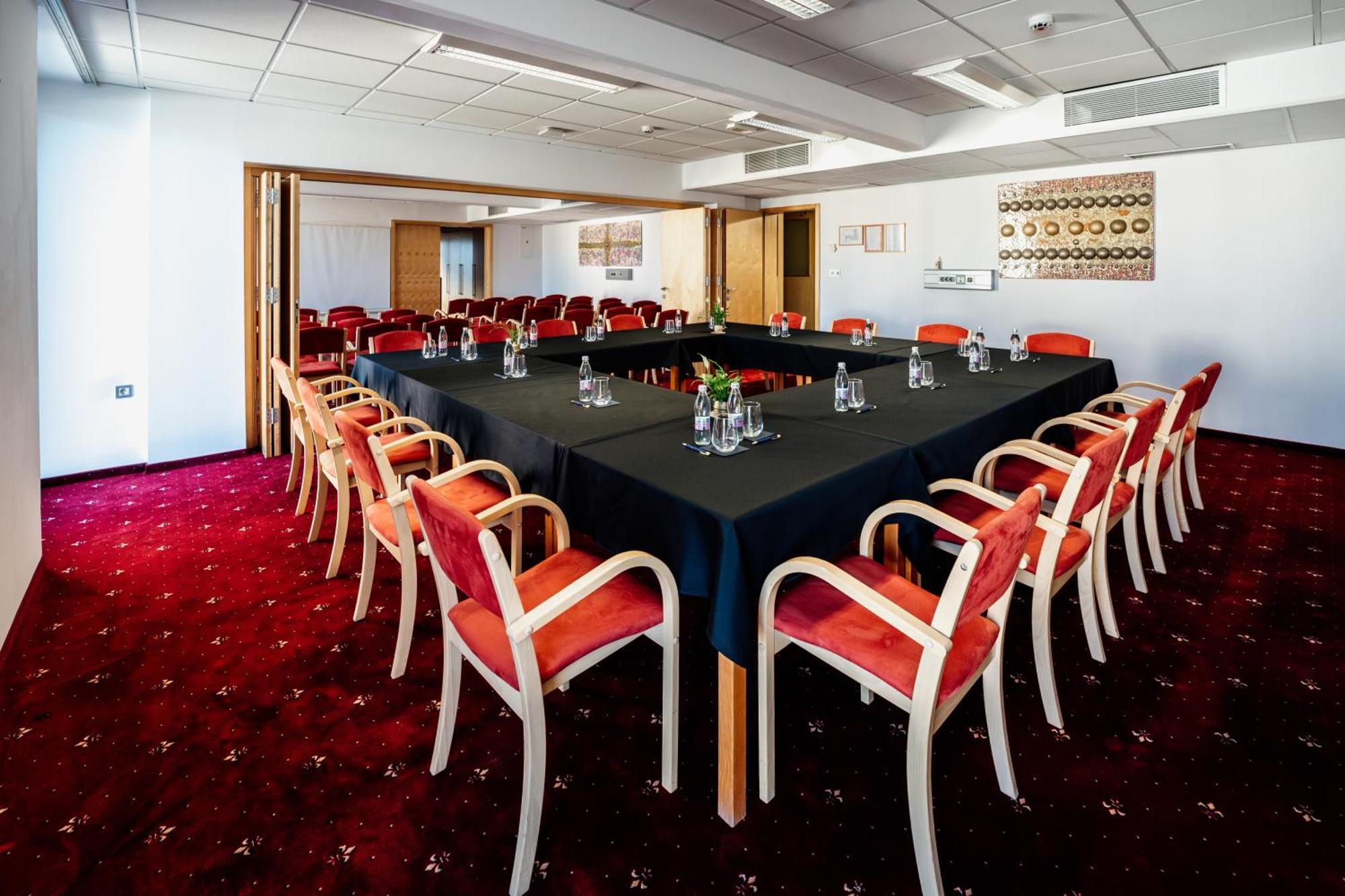 Hotel Jeruzalem Ljutomer Zewnętrze zdjęcie