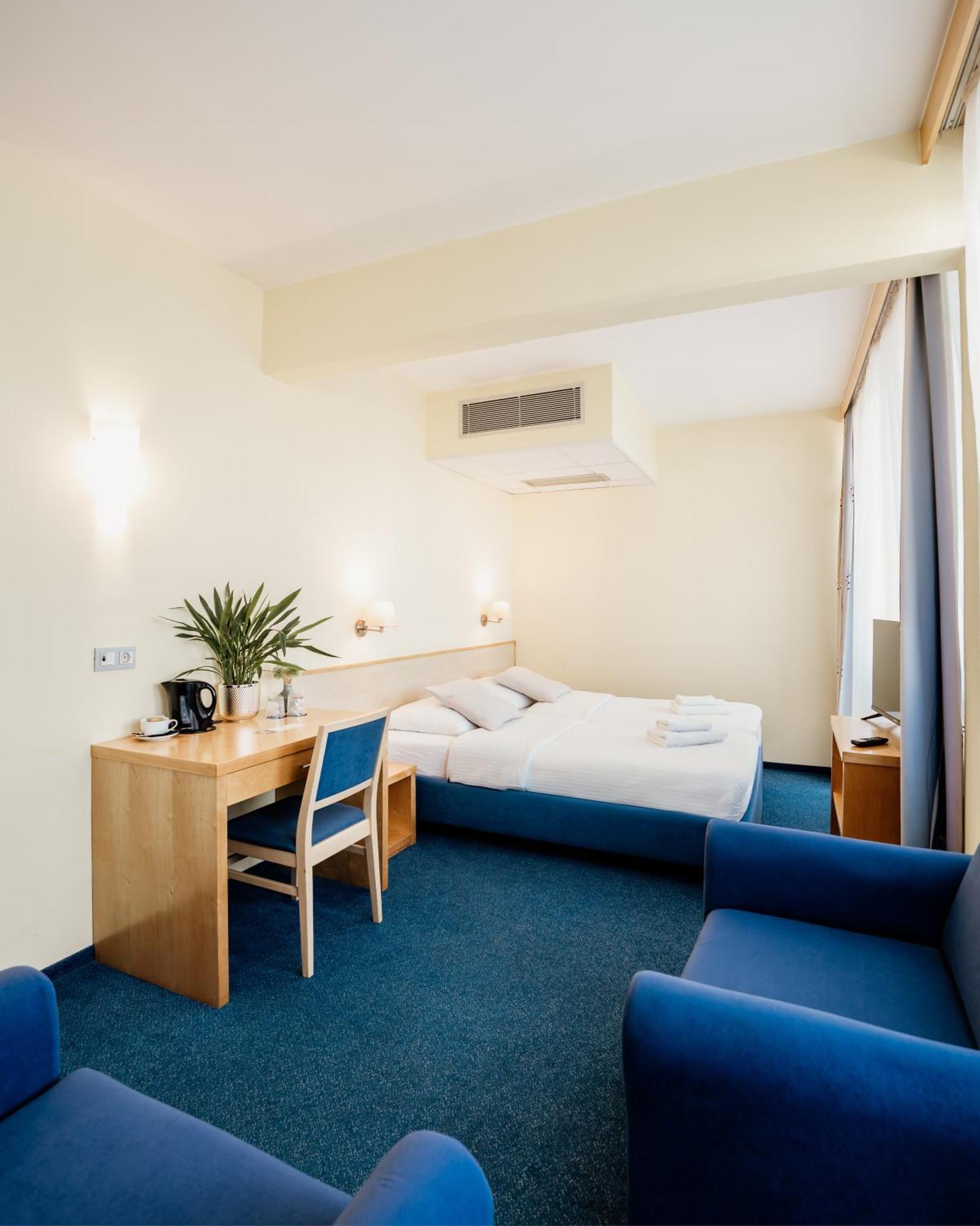 Hotel Jeruzalem Ljutomer Zewnętrze zdjęcie